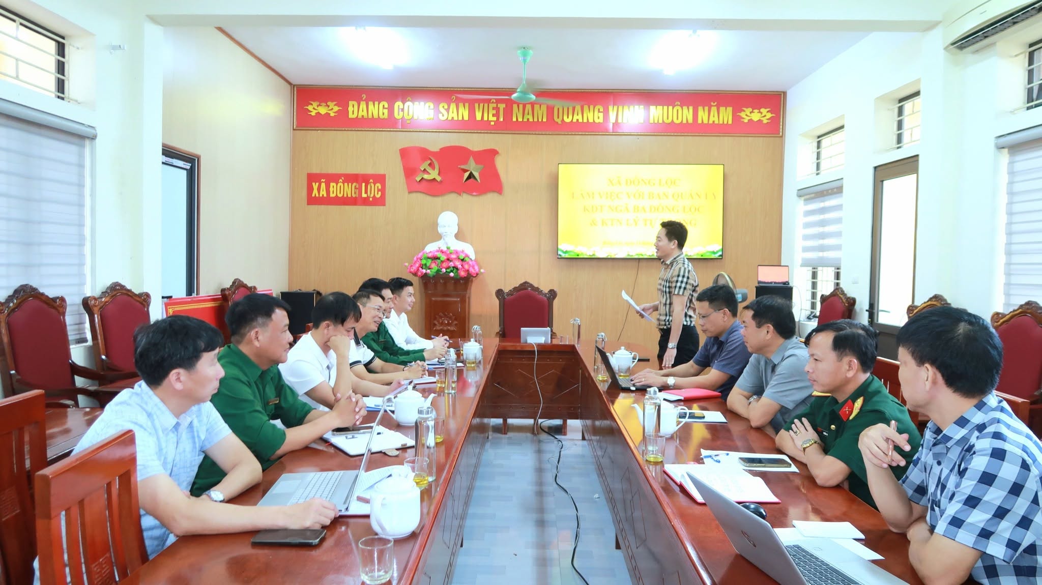 XÃ ĐỒNG LỘC LÀM VIỆC VỚI BAN QUẢN LÝ KHU DI TÍCH NGÃ BA ĐỒNG LỘC VÀ KHU TƯỞNG NIỆM LÝ TỰ TRỌNG