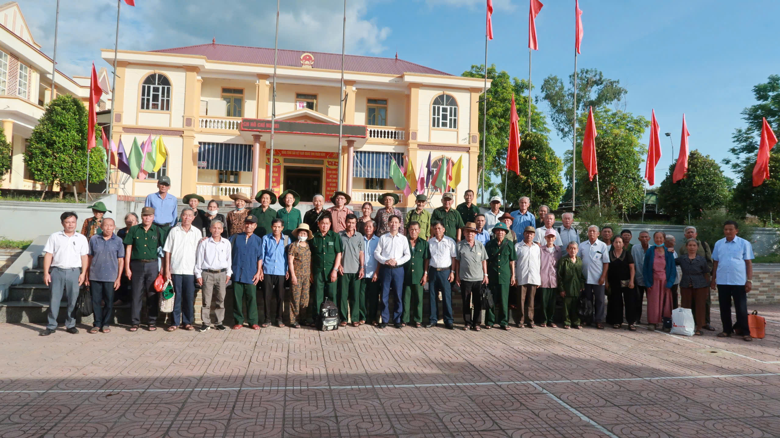 NGƯỜI CÓ CÔNG XÃ ĐỒNG LỘC THAM GIA ĐIỀU DƯỠNG TẬP TRUNG NĂM 2026