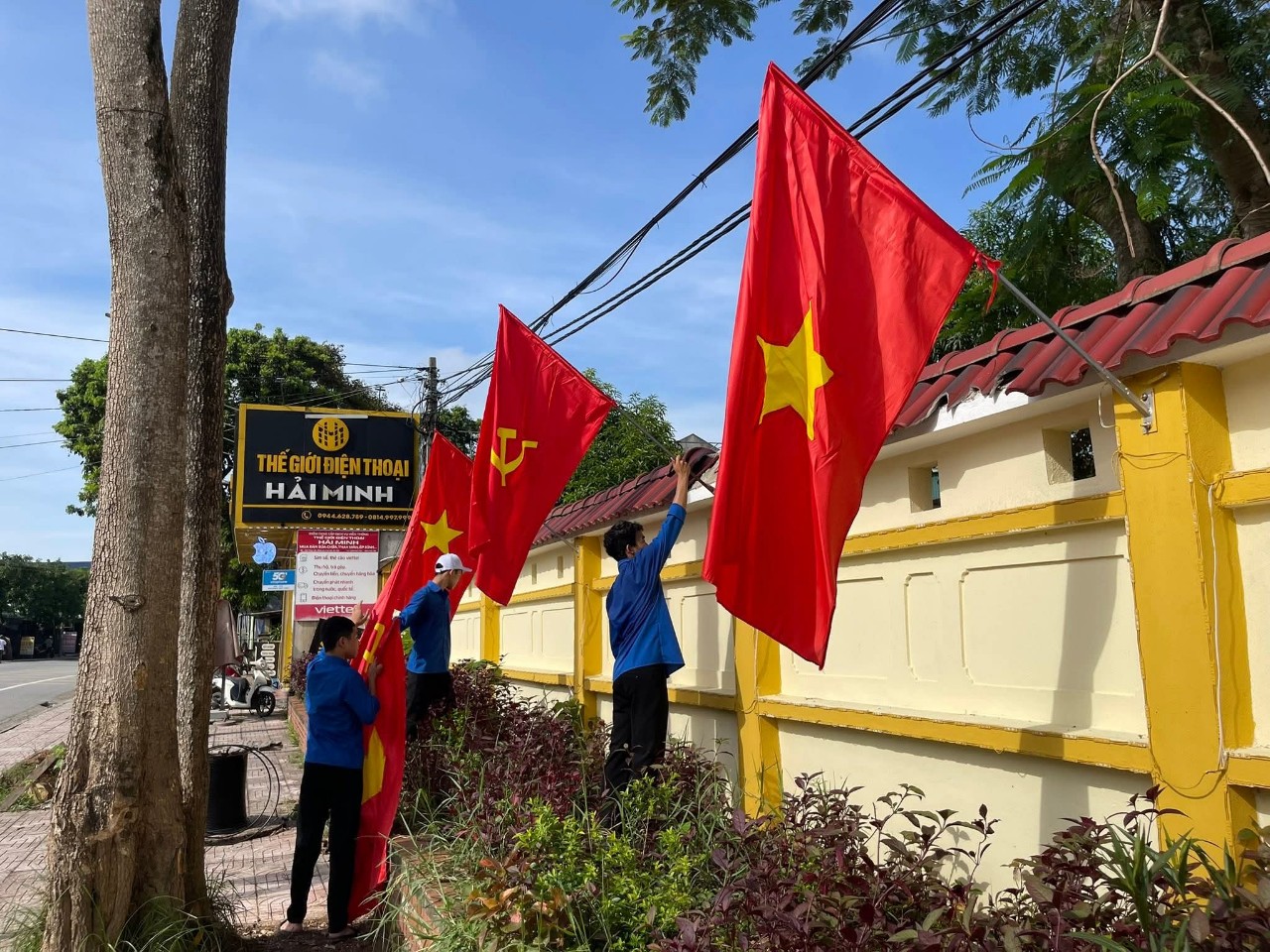 SÔI NỔI NHIỀU HOẠT ĐỘNG Ý NGHĨA CHÀO MỪNG ĐẠI HỘI ĐẢNG BỘ TỈNH HÀ TĨNH LẦN THỨ 20, ĐẠI HỘI MTTQ VÀ CÁC TỔ CHỨC CHÍNH TRỊ - XÃ HỘI XÃ ĐỒNG LỘC LẦN THỨ I, NHIỆM KỲ 2025 - 2030. 