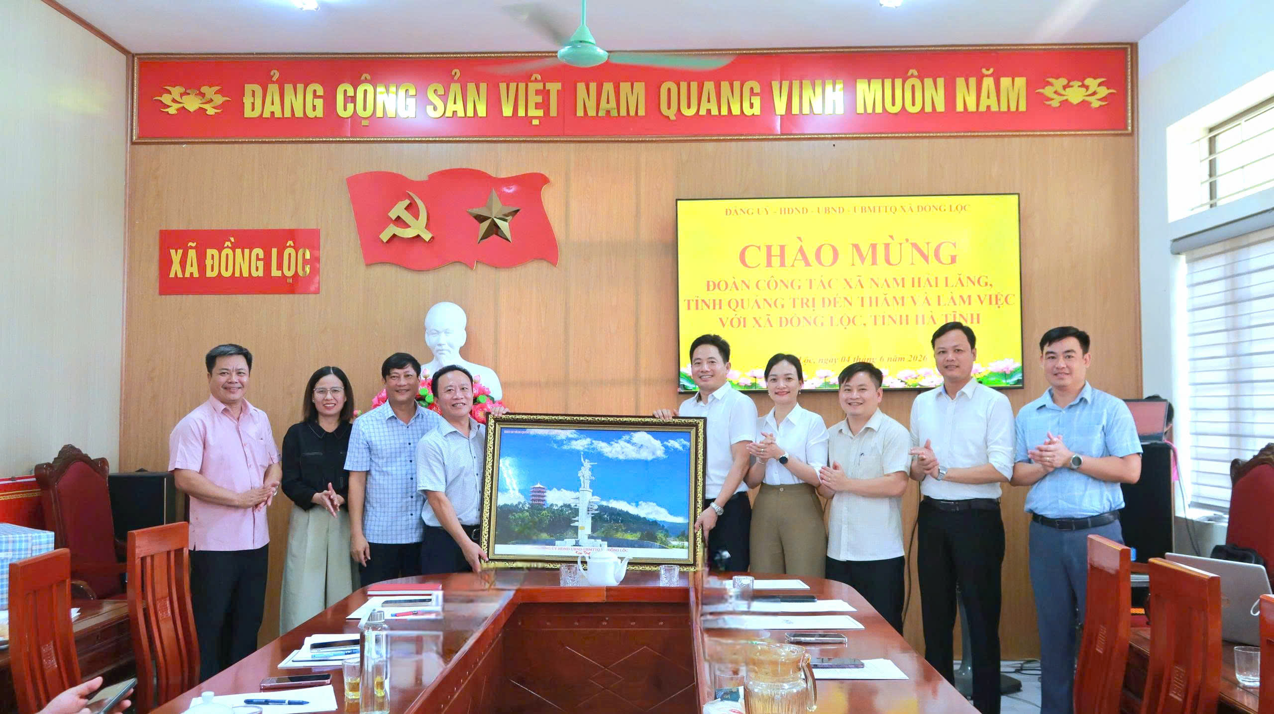 ĐOÀN CÔNG TÁC XÃ NAM HẢI LĂNG, TỈNH QUẢNG TRỊ ĐẾN THAM QUAN, HỌC TẬP KINH NGHIỆM TẠI XÃ ĐỒNG LỘC