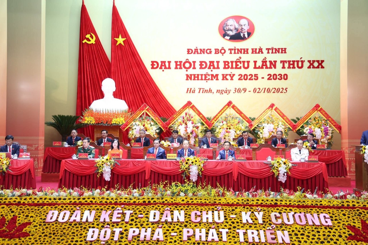 KHAI MẠC PHIÊN CHÍNH THỨC ĐẠI HỘI ĐẠI BIỂU ĐẢNG BỘ TỈNH HÀ TĨNH LẦN THỨ XX, NHIỆM KỲ 2025-2030