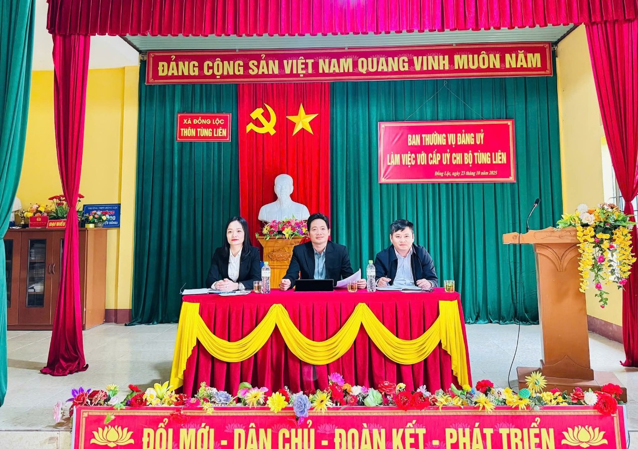 BAN THƯỜNG VỤ ĐẢNG ỦY XÃ ĐỒNG LỘC LÀM VIỆC VỚI CẤP ỦY CHI BỘ THÔN TÙNG LIÊN. 