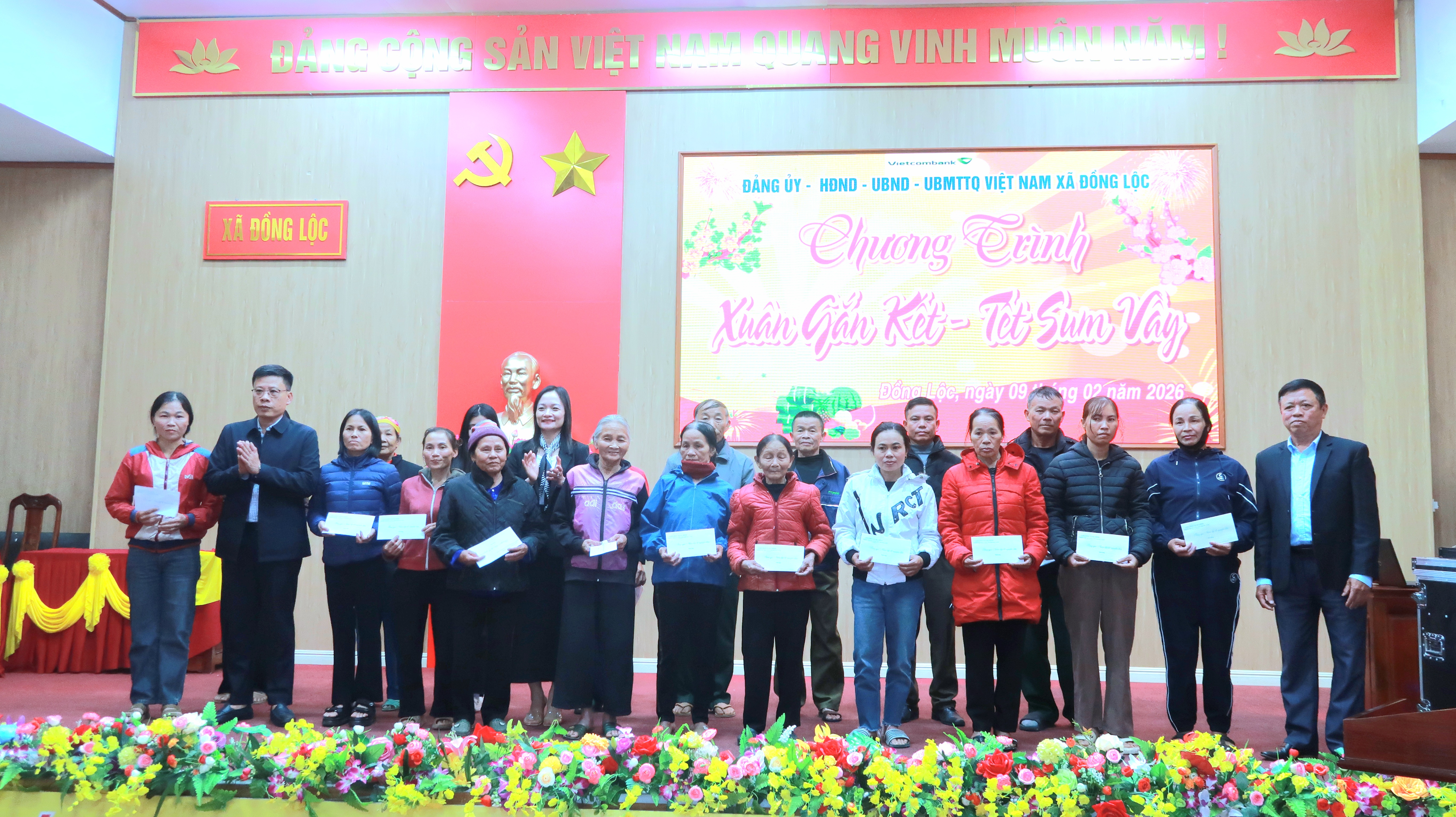 Đồng Lộc rộn ràng “Xuân gắn kết – Tết sum vầy”: Gửi trao hơi ấm, thắp sáng niềm tin