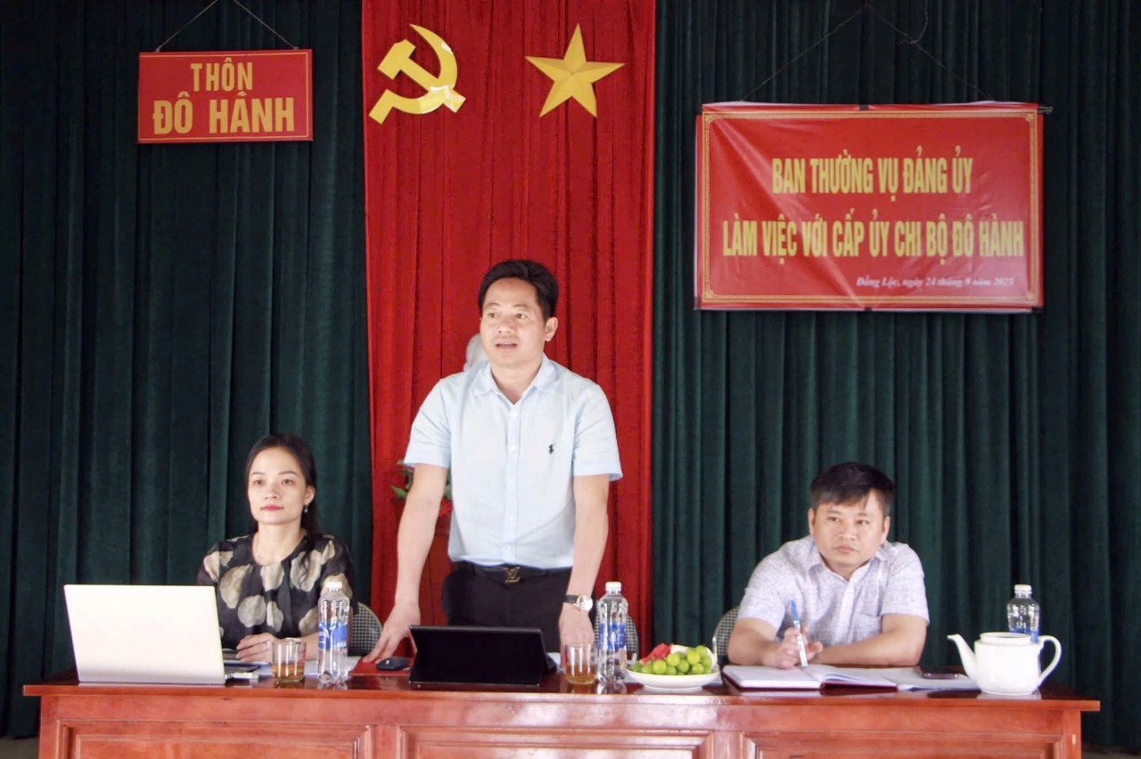 BAN THƯỜNG VỤ ĐẢNG ỦY XÃ ĐỒNG LỘC LÀM VIỆC VỚI CẤP ỦY CHI BỘ CÁC THÔN