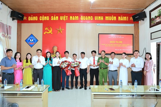 Đảng bộ Trường THCS Đồng Lộc công bố thành lập chi bộ, nhân sự cấp ủy và triển khai nhiệm vụ năm học 2026 - 2027