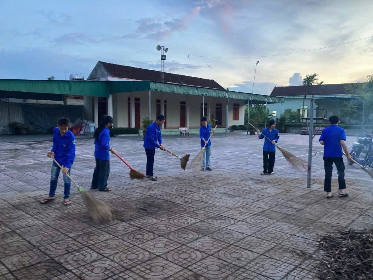 SÔI NỔI NHIỀU HOẠT ĐỘNG Ý NGHĨA CHÀO MỪNG ĐẠI HỘI ĐẢNG BỘ TỈNH HÀ TĨNH LẦN THỨ 20, ĐẠI HỘI MTTQ VÀ CÁC TỔ CHỨC CHÍNH TRỊ - XÃ HỘI XÃ ĐỒNG LỘC LẦN THỨ I, NHIỆM KỲ 2025 - 2030.  