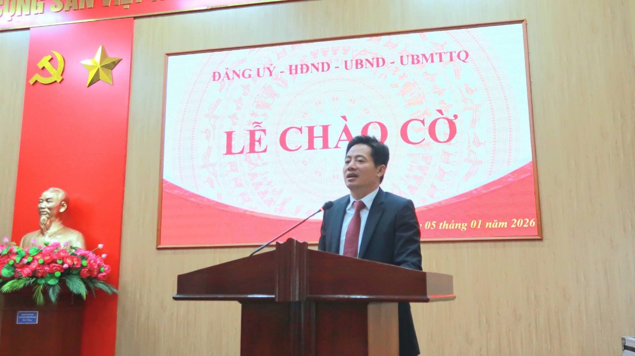 Đồng Lộc chào cờ đầu năm 2026, triển khai nhiệm vụ công tác tháng 01
